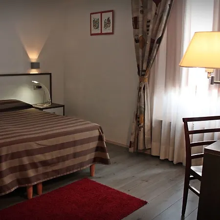 Magenta Szálloda 3*