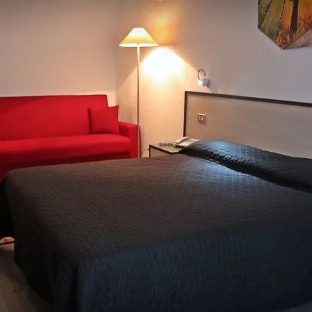 Magenta 3* Florence