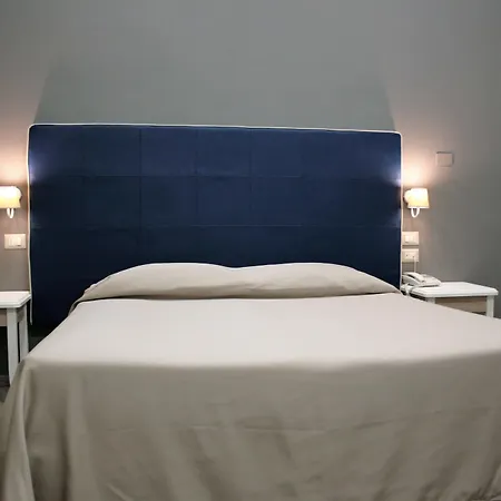 Magenta 3* Florence